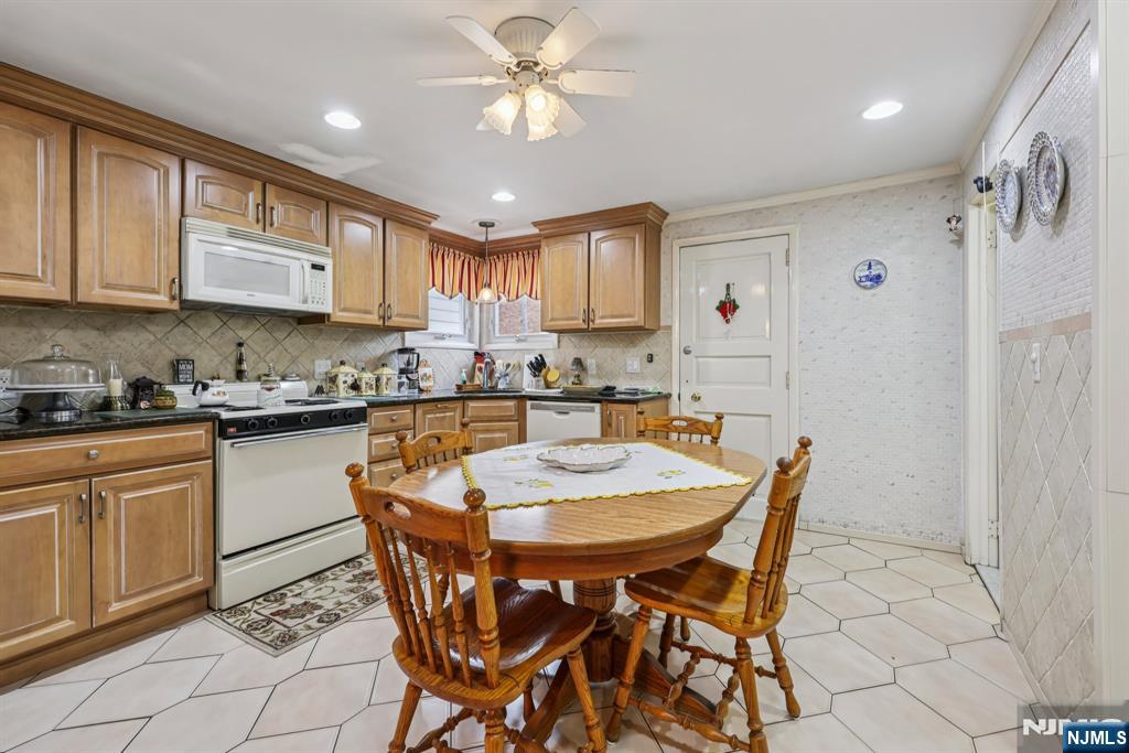 18 Patterson Street Harrison, NJ 07029 - Photo 11 of 30