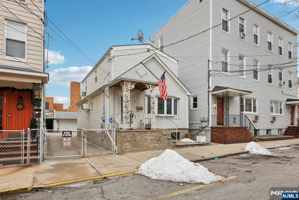 18 Patterson Street Harrison, NJ 07029 - Photo 2 of 30