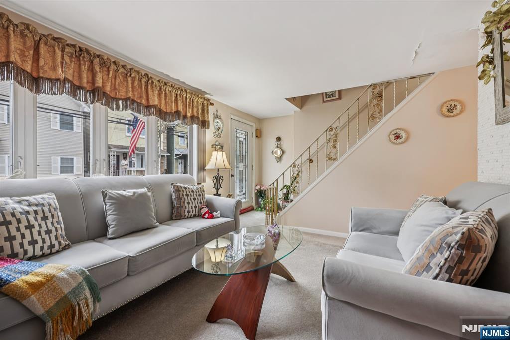 18 Patterson Street Harrison, NJ 07029 - Photo 4 of 30