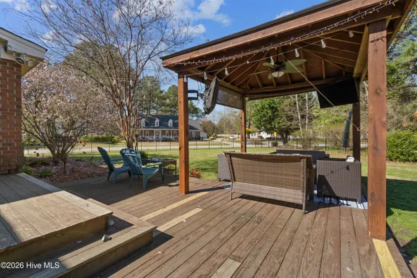 $450,000 | 4801 Country Club Drive North, Wilson, NC 27896