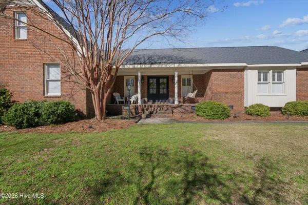 $450,000 | 4801 Country Club Drive North, Wilson, NC 27896