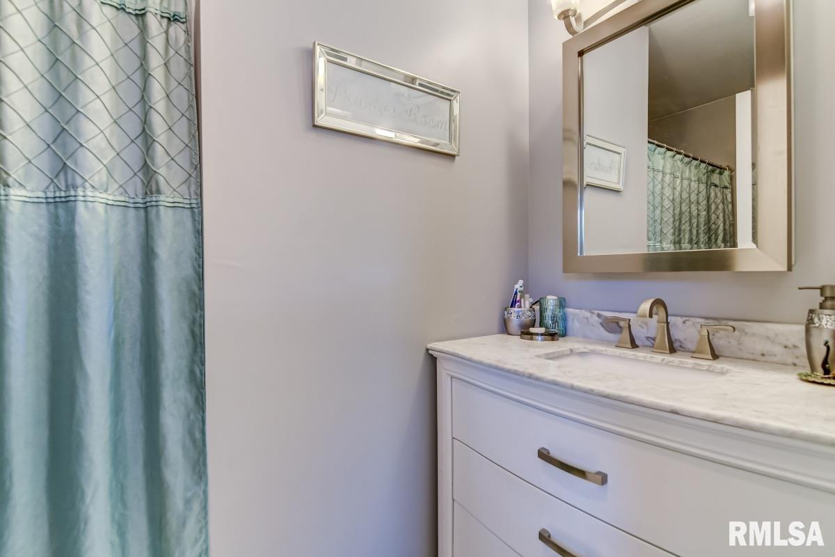 417 North 13th Street Springfield, IL 62702 - Photo 17 of 27