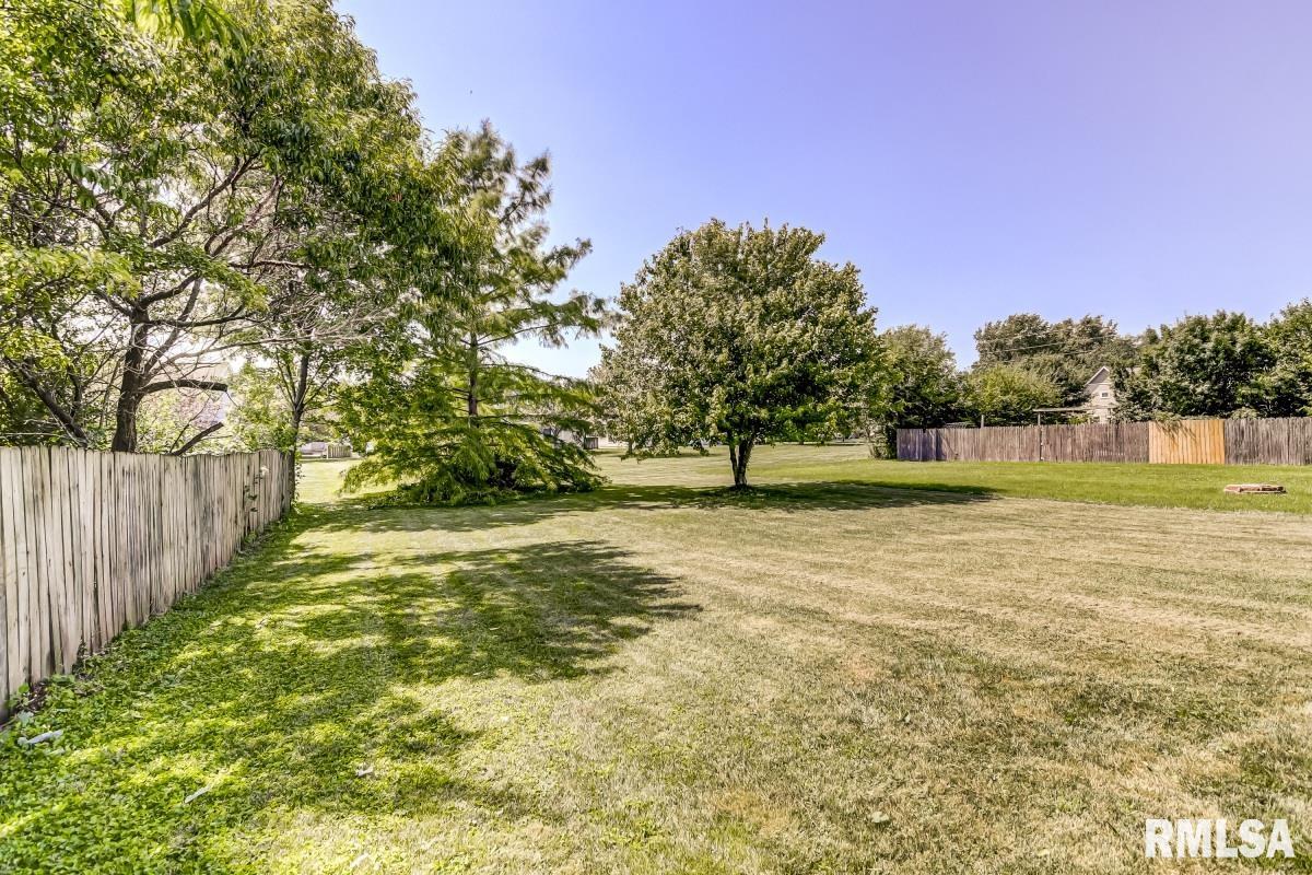 417 North 13th Street Springfield, IL 62702 - Photo 24 of 27