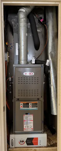 $425,000 | 7103 Ryan Drive, Austin, TX 78757