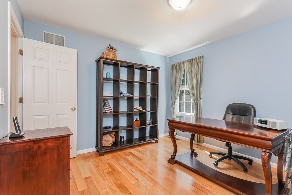 2 Rivers Edge Way Freetown, MA 02702 - Photo 17 of 31