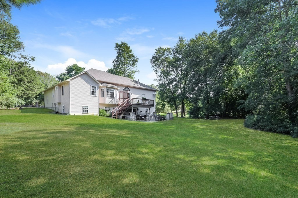 2 Rivers Edge Way Freetown, MA 02702 - Photo 28 of 31