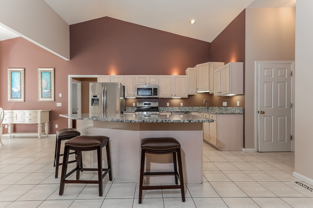 2 Rivers Edge Way Freetown, MA 02702 - Photo 10 of 31