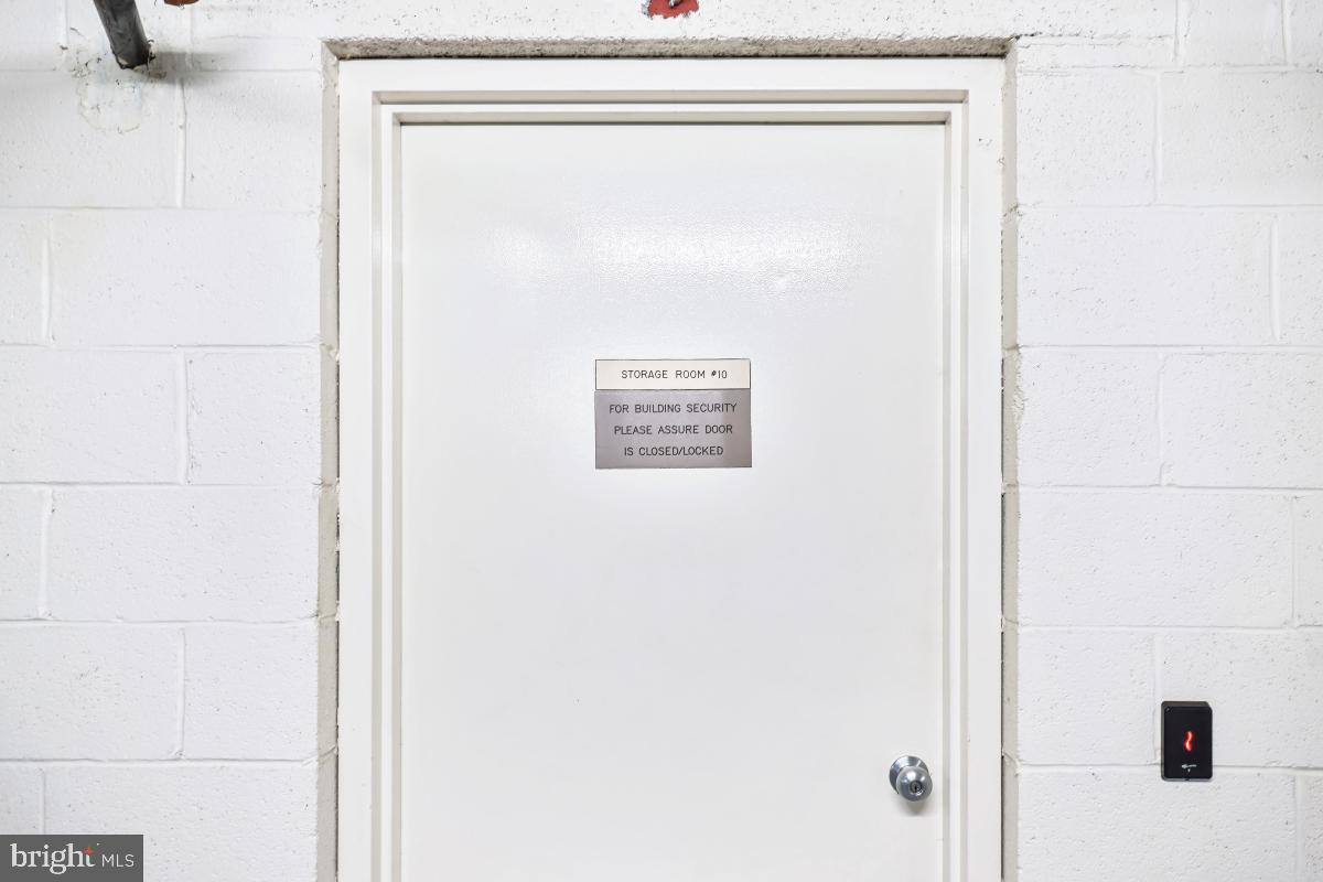 5903 Mt Eagle Drive, Unit 314 Alexandria, VA 22303 - Photo 42 of 44 a picture of a bathroom