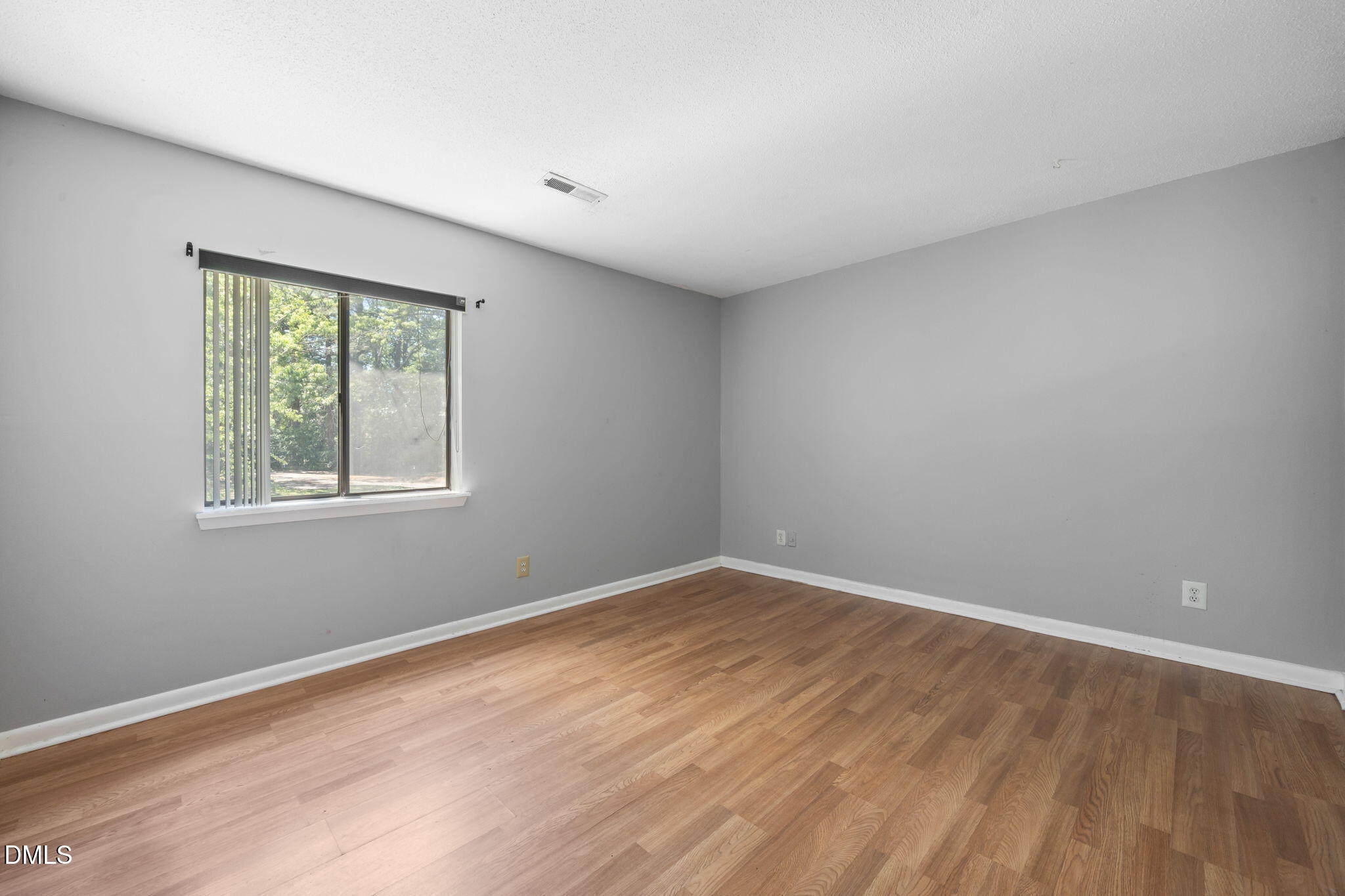 5130 Flint Ridge Place Raleigh, NC 27609 - Photo 12 of 20 10-web-or-mls-484A6034