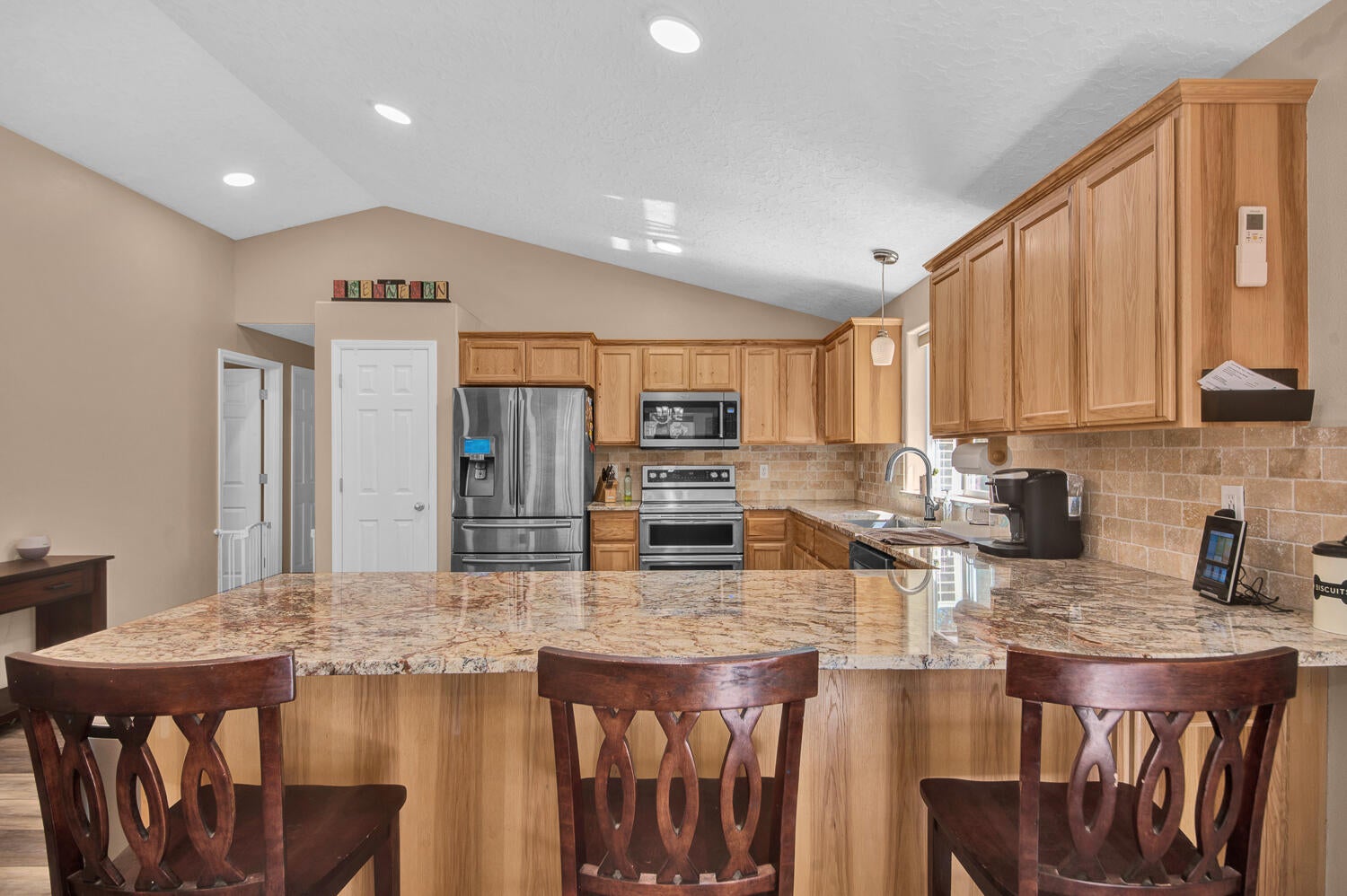 55678 Snow Goose Road Bend, OR 97707 - Photo 16 of 42 55678SnowGoose-23
