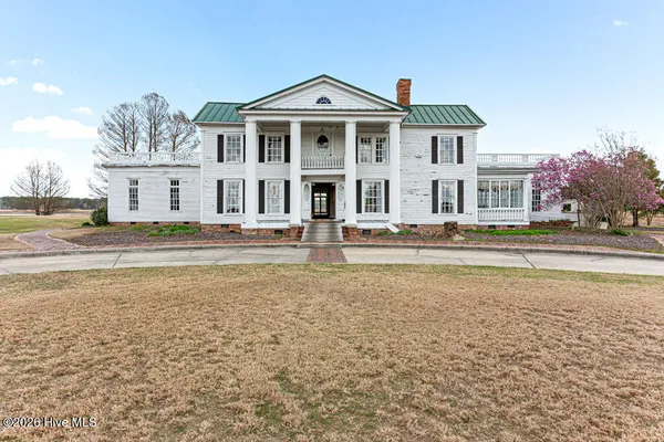 $800,000 | 793 Daphne Lane, Vass, NC 28394