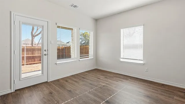 $363,990 | 3505 Amaretto Road, Aubrey, TX 76227