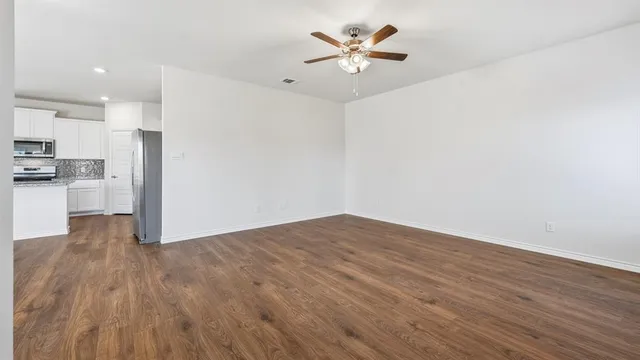 $363,990 | 3505 Amaretto Road, Aubrey, TX 76227