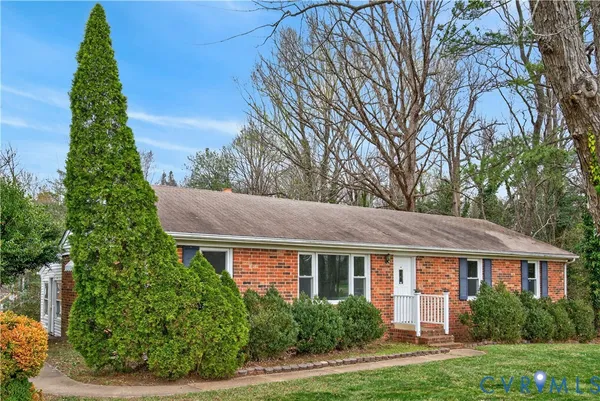 $2,200 | 7146 Cold Harbor Road, Mechanicsville, VA 23111