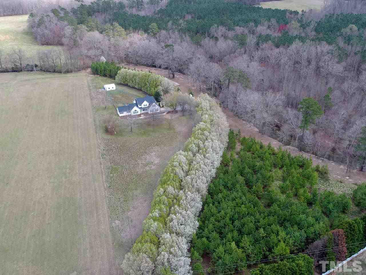 330 Steel Bridge Road Clayton, NC 27520 - Photo 5 of 30 Gallery Image 5