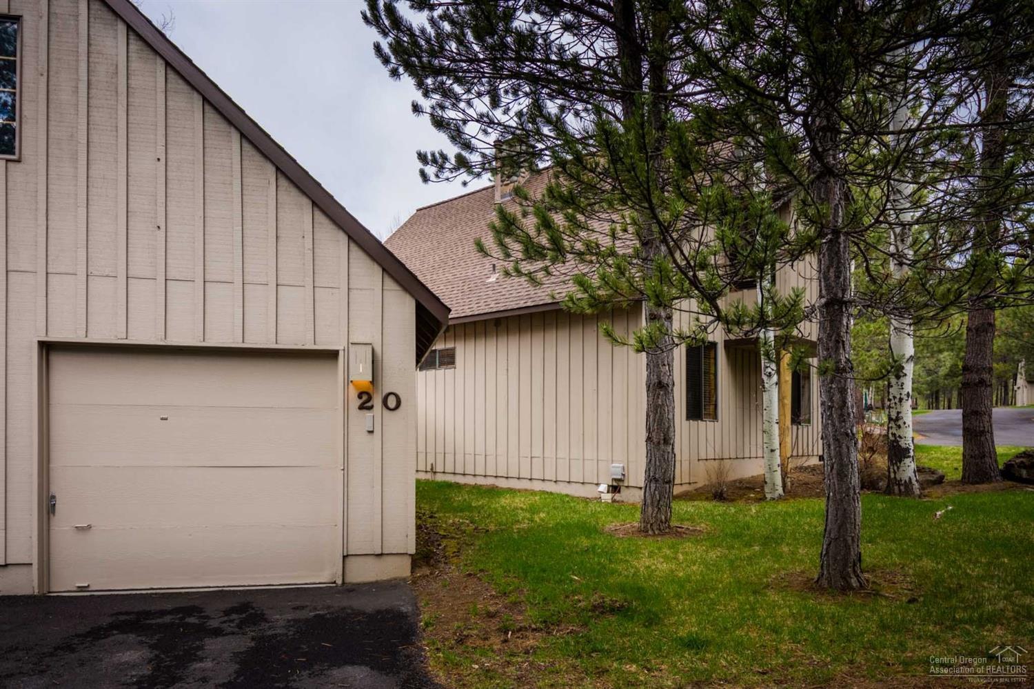 57488 Circle 4 Cabin Road Sunriver, OR 97707 - Photo 16 of 17 Gallery Image 16