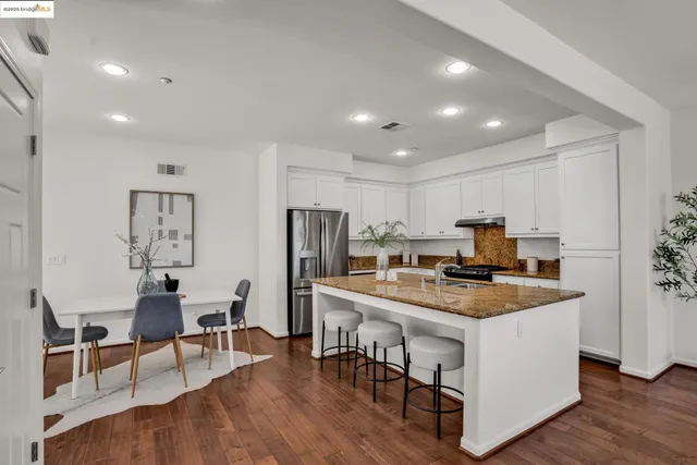 $1,249,000 | 1623 Fortmann Way, Alameda, CA 94501