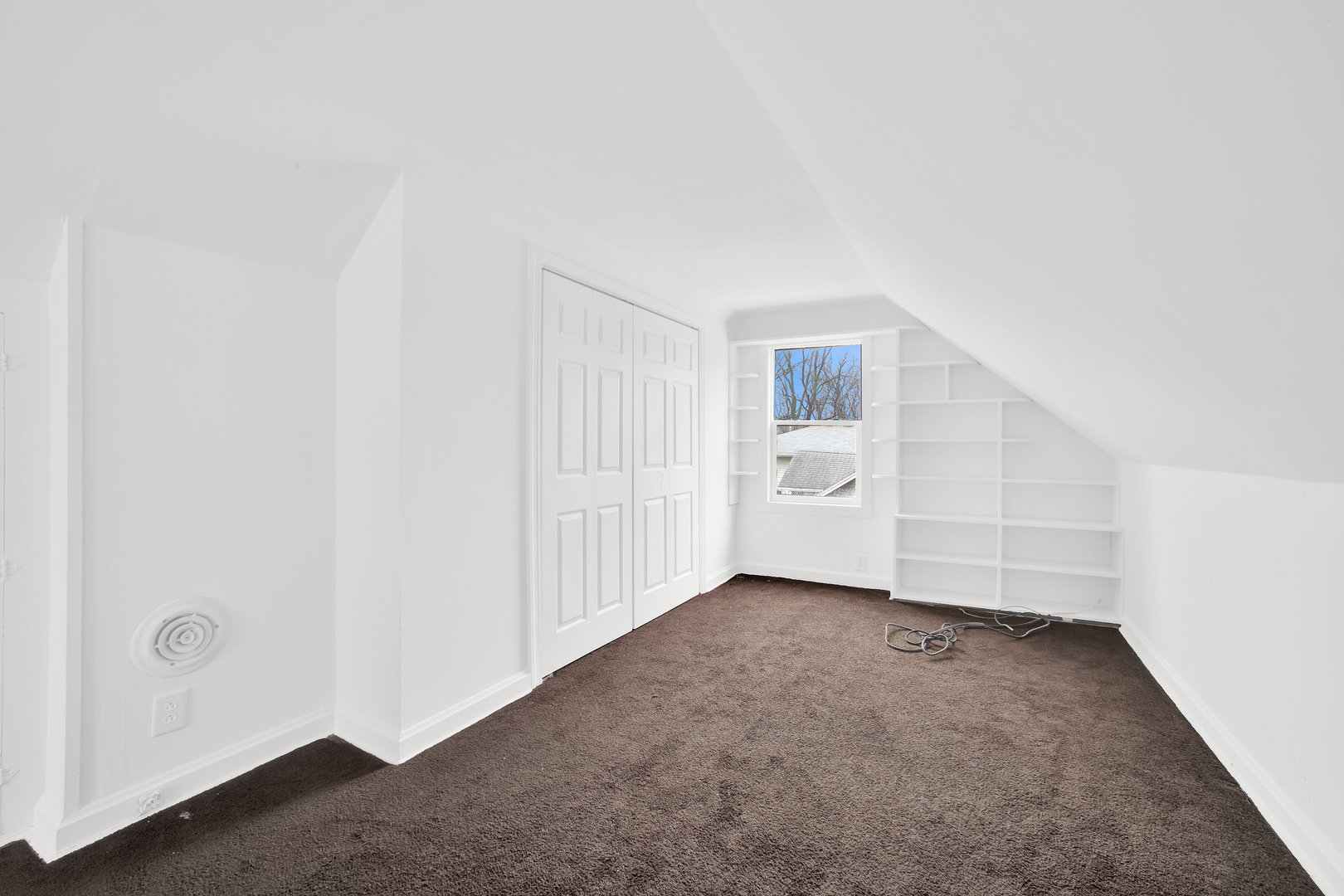 15014 Ridgeway Avenue Midlothian, IL 60445 - Photo 12 of 18 a view of an empty room with window