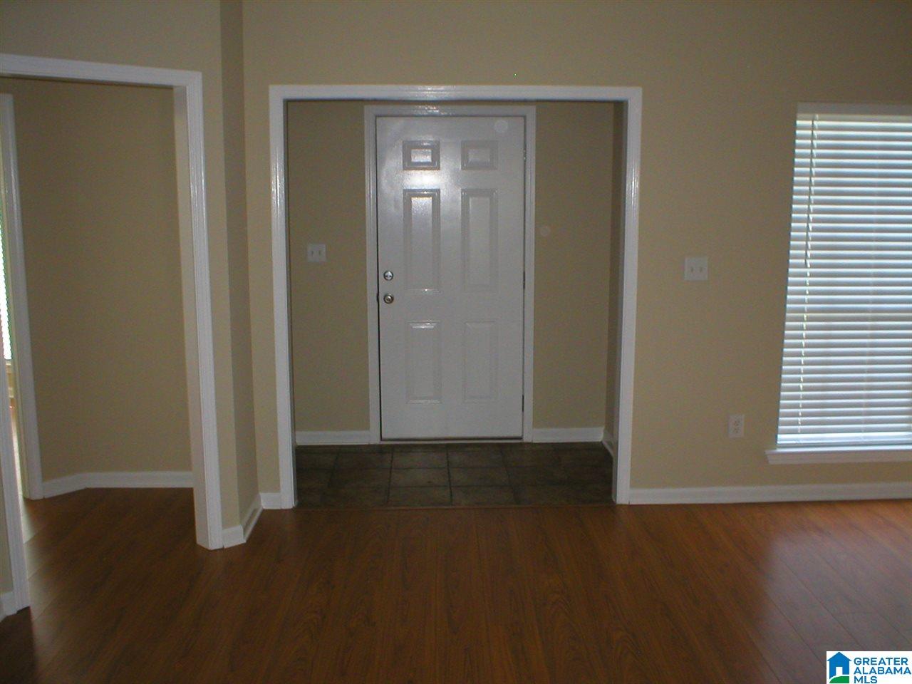 101 Timberleaf Circle Alabaster, AL 35007 - Photo 10 of 41