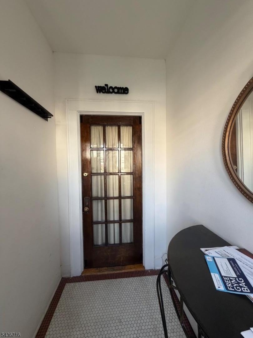 948 Kilsyth Road Elizabeth, NJ 07208 - Photo 8 of 18