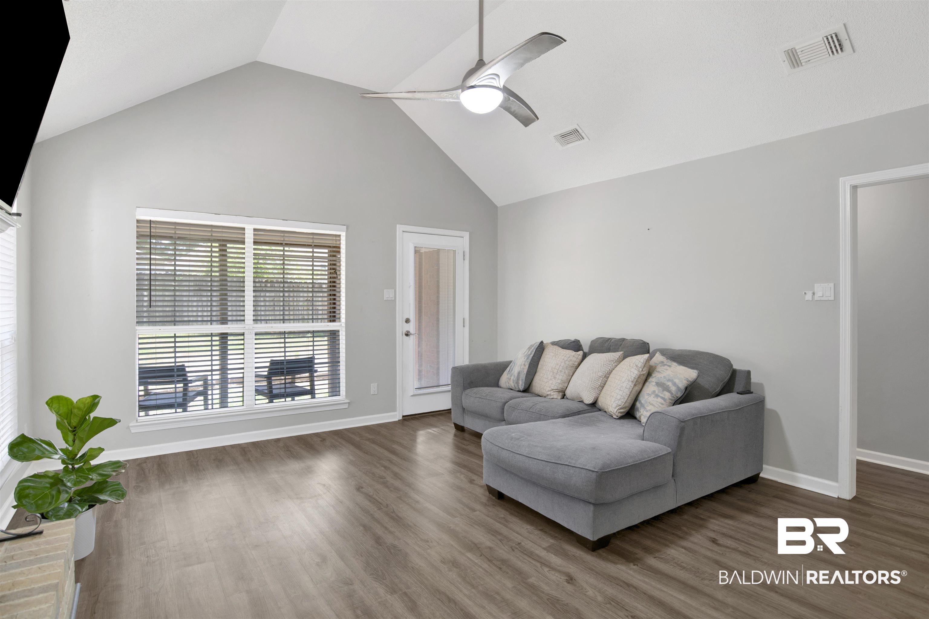 108 Rainer Circle Daphne, AL 36526 - Photo 9 of 25
