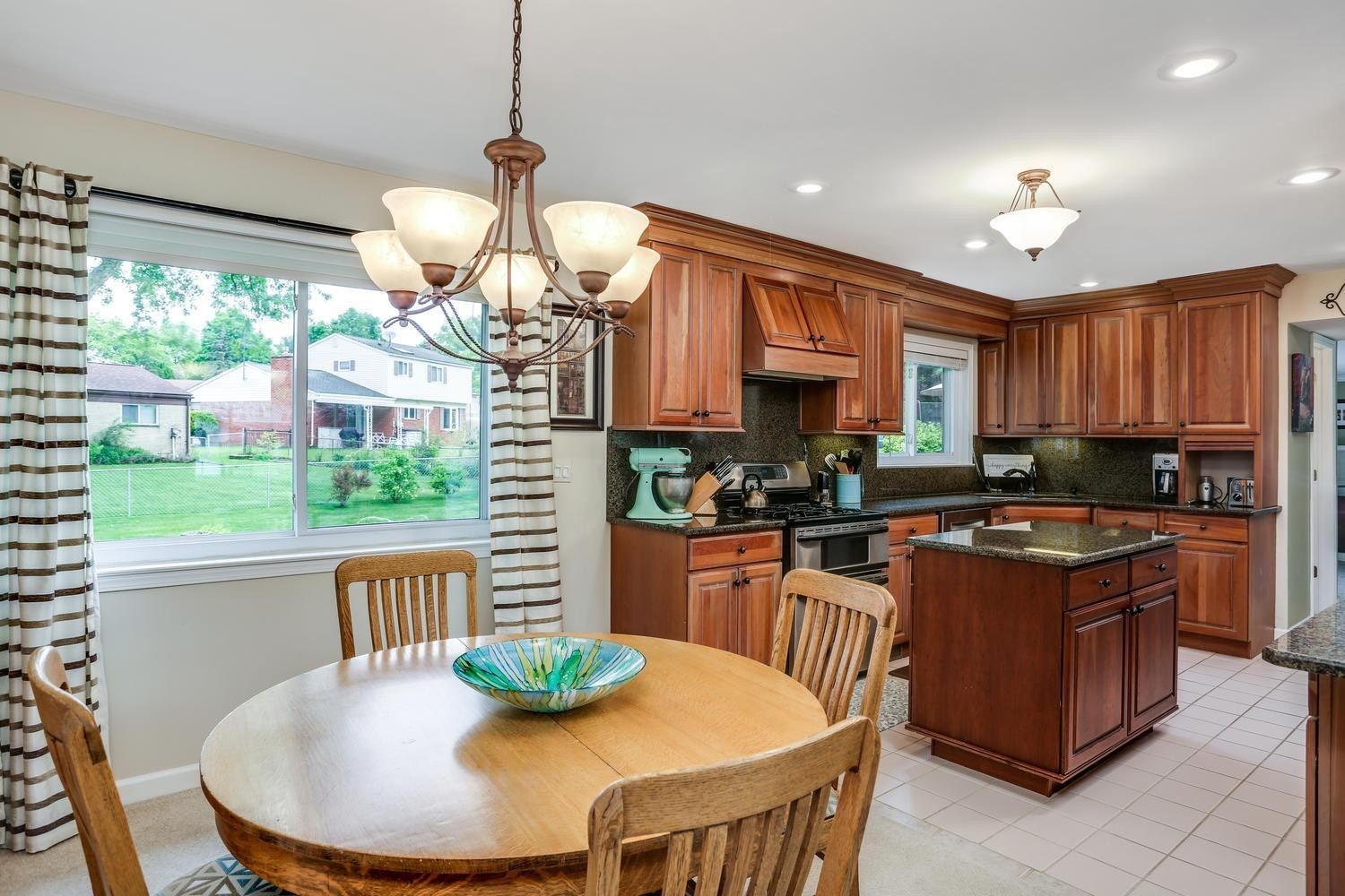 347 Willis Road Saline, MI 48176 - Photo 8 of 29 Photo 8