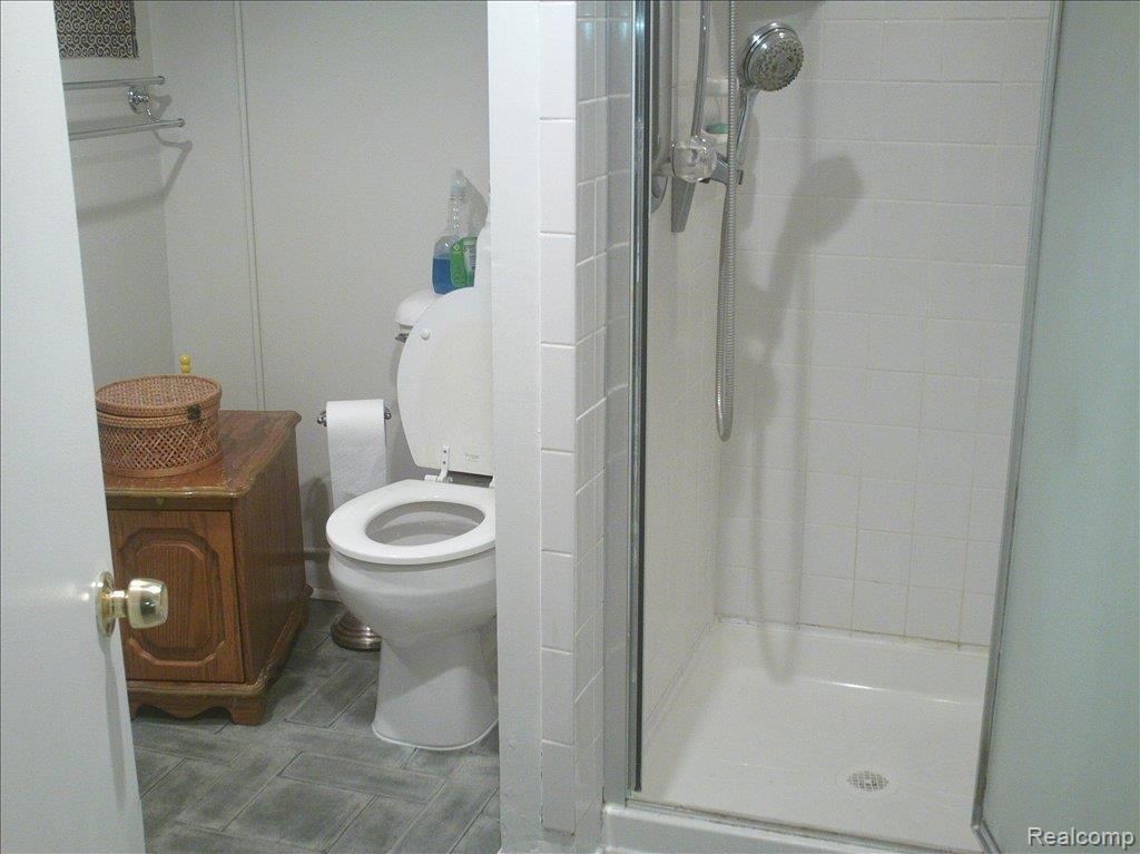 303 Ridgemont Road Grosse Pointe, MI 48236 - Photo 15 of 24 IMAG0809