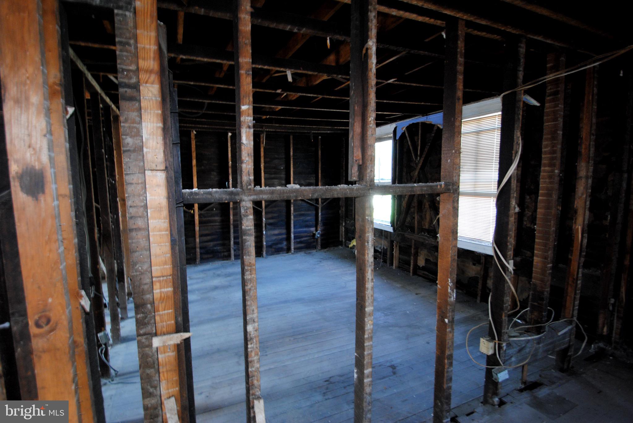 202 Foundry Street Florence, NJ 08518 - Photo 6 of 8