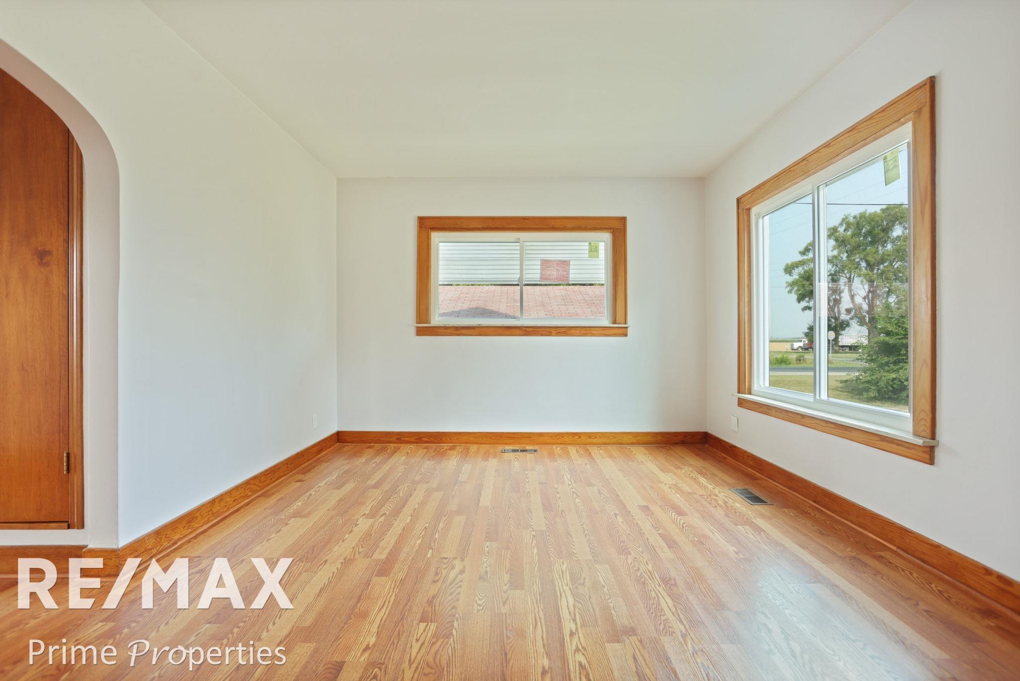 6050 Wadsworth Road Saginaw, MI 48601 - Photo 9 of 73 Gallery Image 9