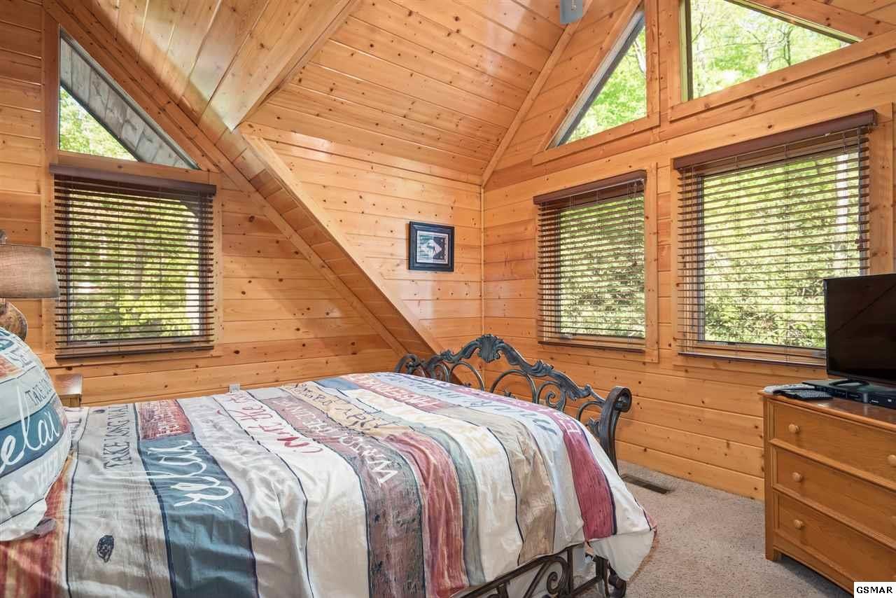 640 Pinnacle Vista Road, Unit EMMASPLACE Gatlinburg, TN 37738 - Photo 27 of 36 Gallery Image 27