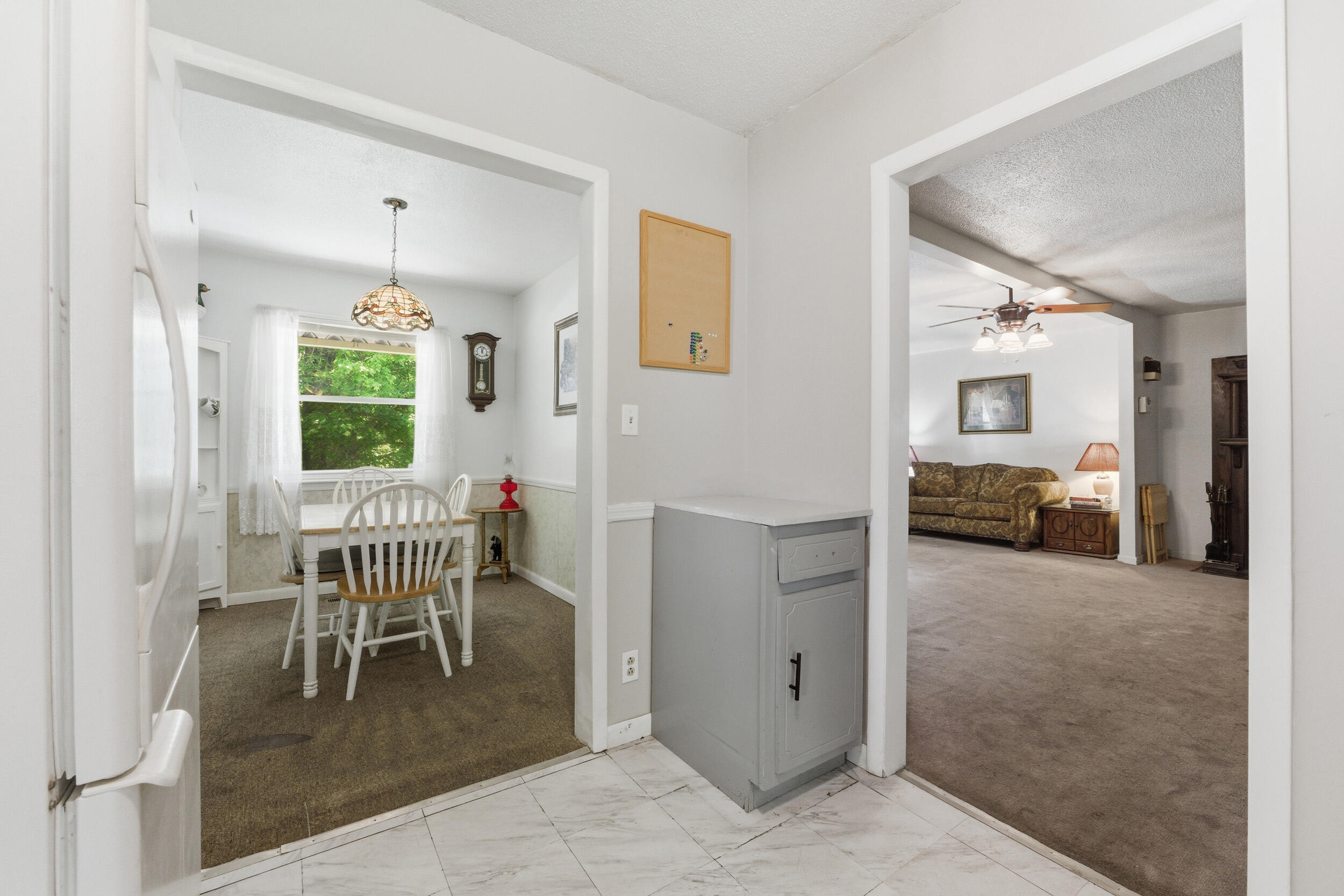 1000 Hill Crest Road Hixson, TN 37343 - Photo 7 of 31 Entry to Second Dining and Living Space