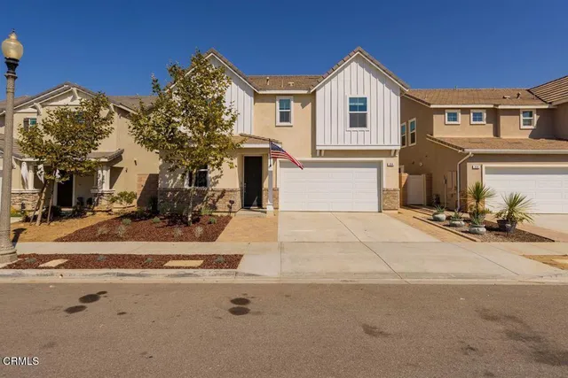 $794,995 | 354 Autumn Path Lane, Santa Paula, CA 93060