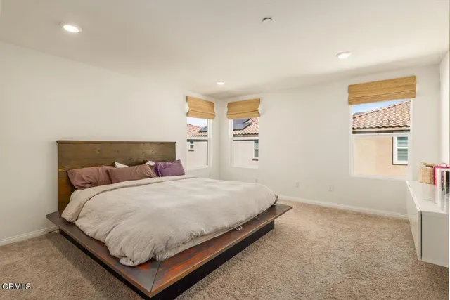 $794,995 | 354 Autumn Path Lane, Santa Paula, CA 93060