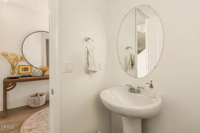 $794,995 | 354 Autumn Path Lane, Santa Paula, CA 93060