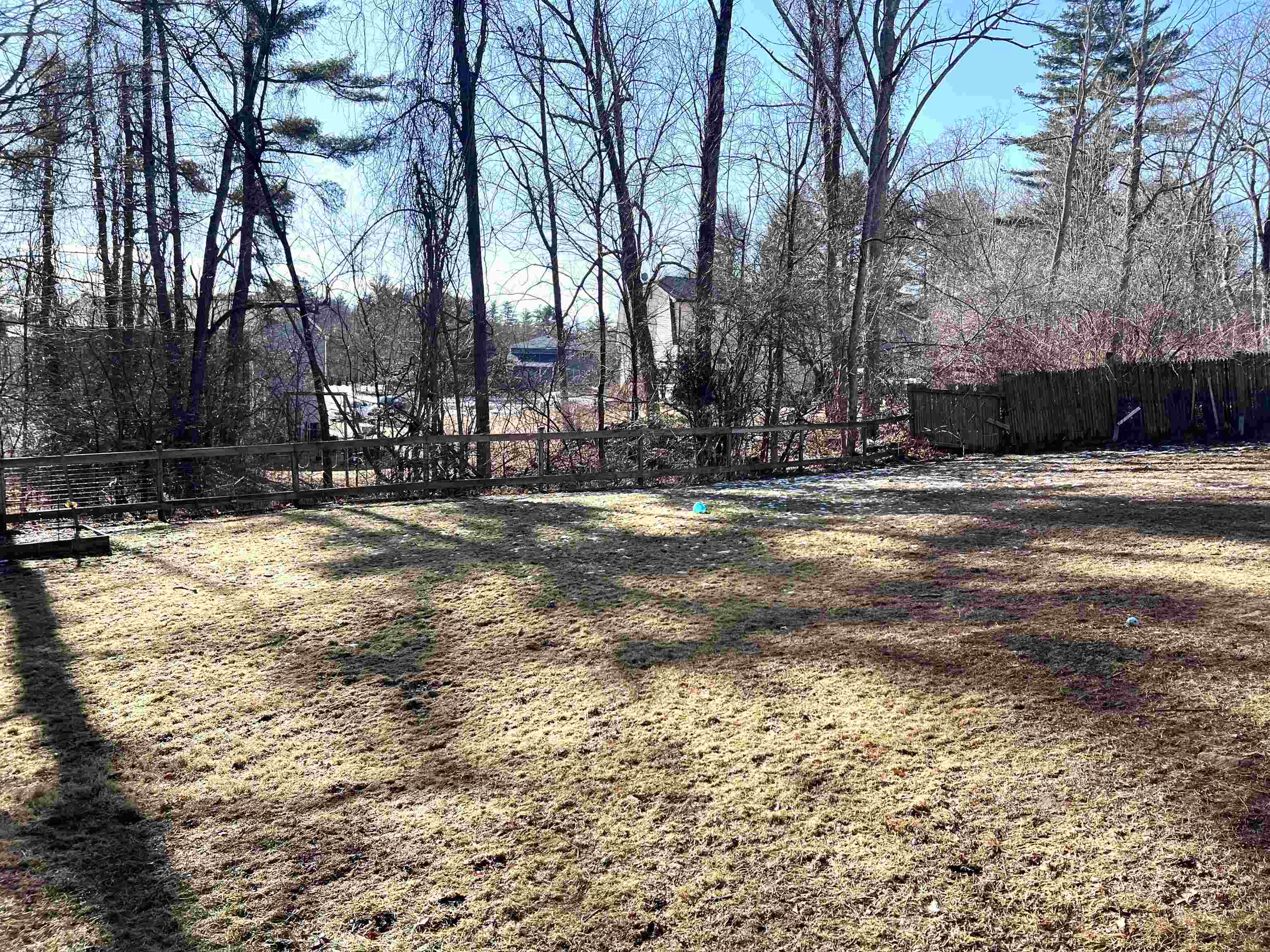 79 Rockingham Road Derry, NH 03038 - Photo 17 of 40