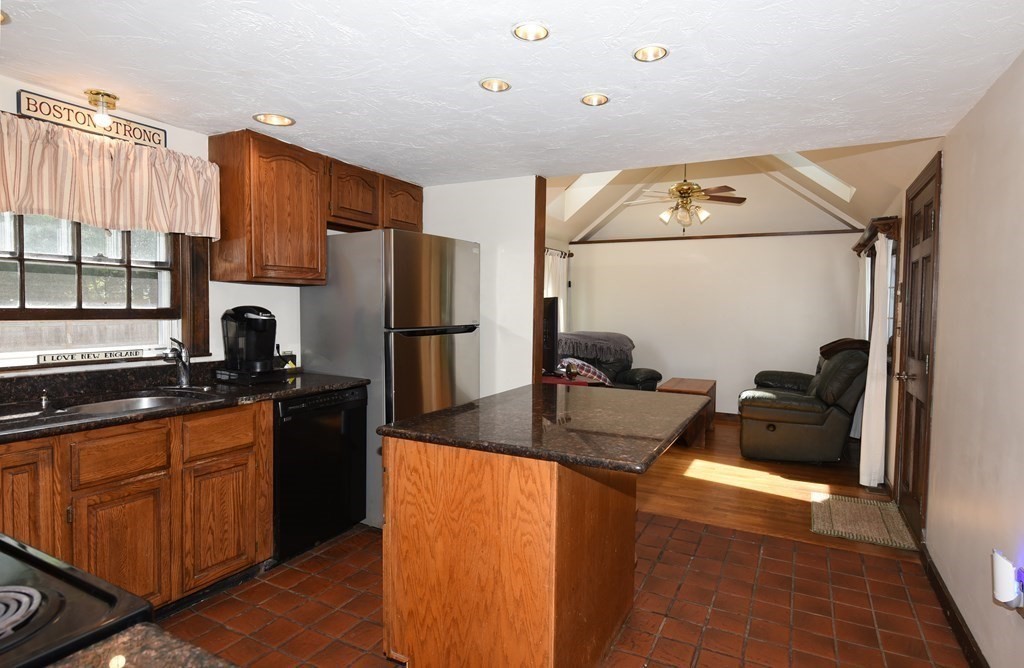 74 Moncrief Road Rockland, MA 02370 - Photo 8 of 26 Gallery Image 8