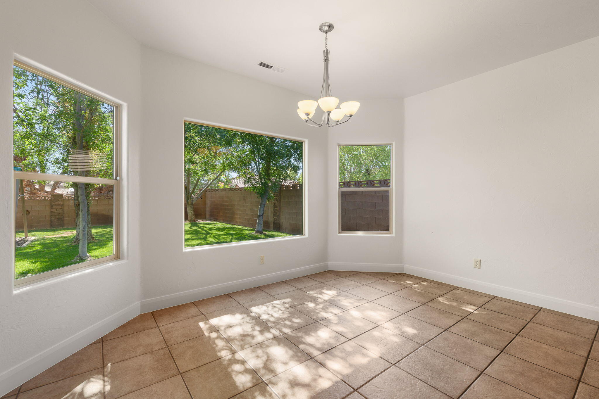 2177 Allison Row St. George, UT 84790 - Photo 13 of 32 25-web-or-mls-2177 Allison Row-44