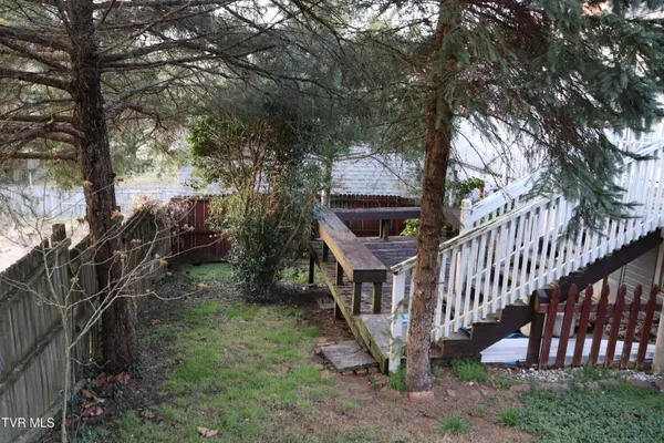 $114,900 | 127 Brown Street, Appalachia, VA 24216