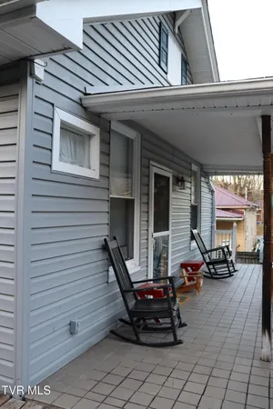 $114,900 | 127 Brown Street, Appalachia, VA 24216