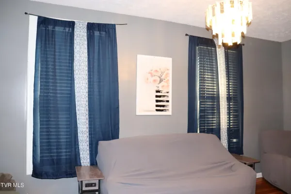 $114,900 | 127 Brown Street, Appalachia, VA 24216