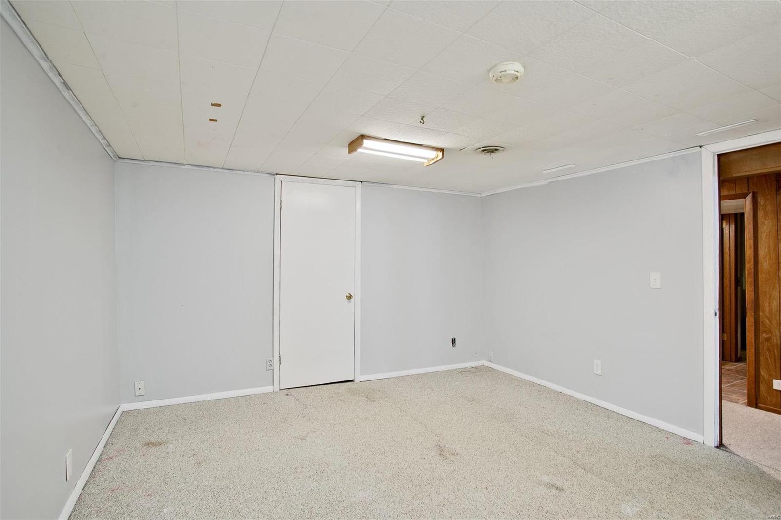 661 Lind Road St. Louis, MO 63125 - Photo 22 of 32