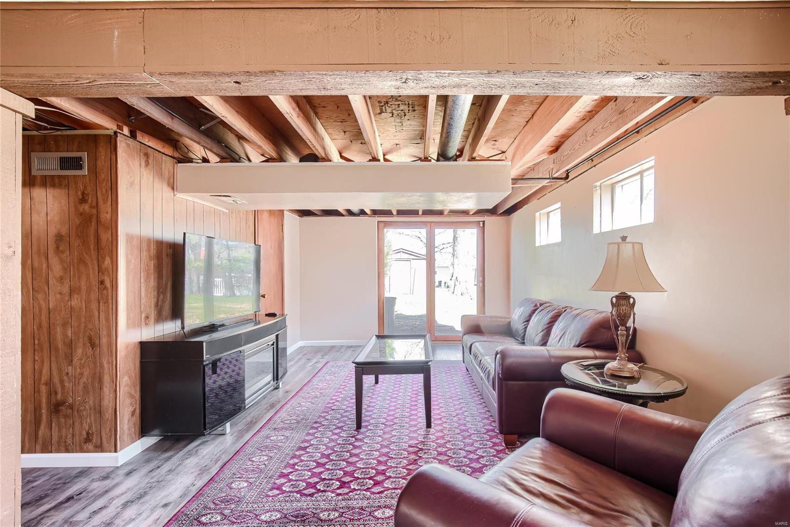 661 Lind Road St. Louis, MO 63125 - Photo 24 of 32