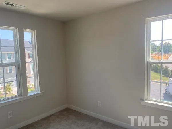 $1,975 | 511 Autumn Cure Court, Fuquay-Varina, NC 27526