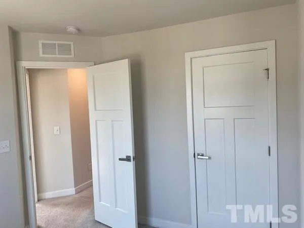 $1,975 | 511 Autumn Cure Court, Fuquay-Varina, NC 27526