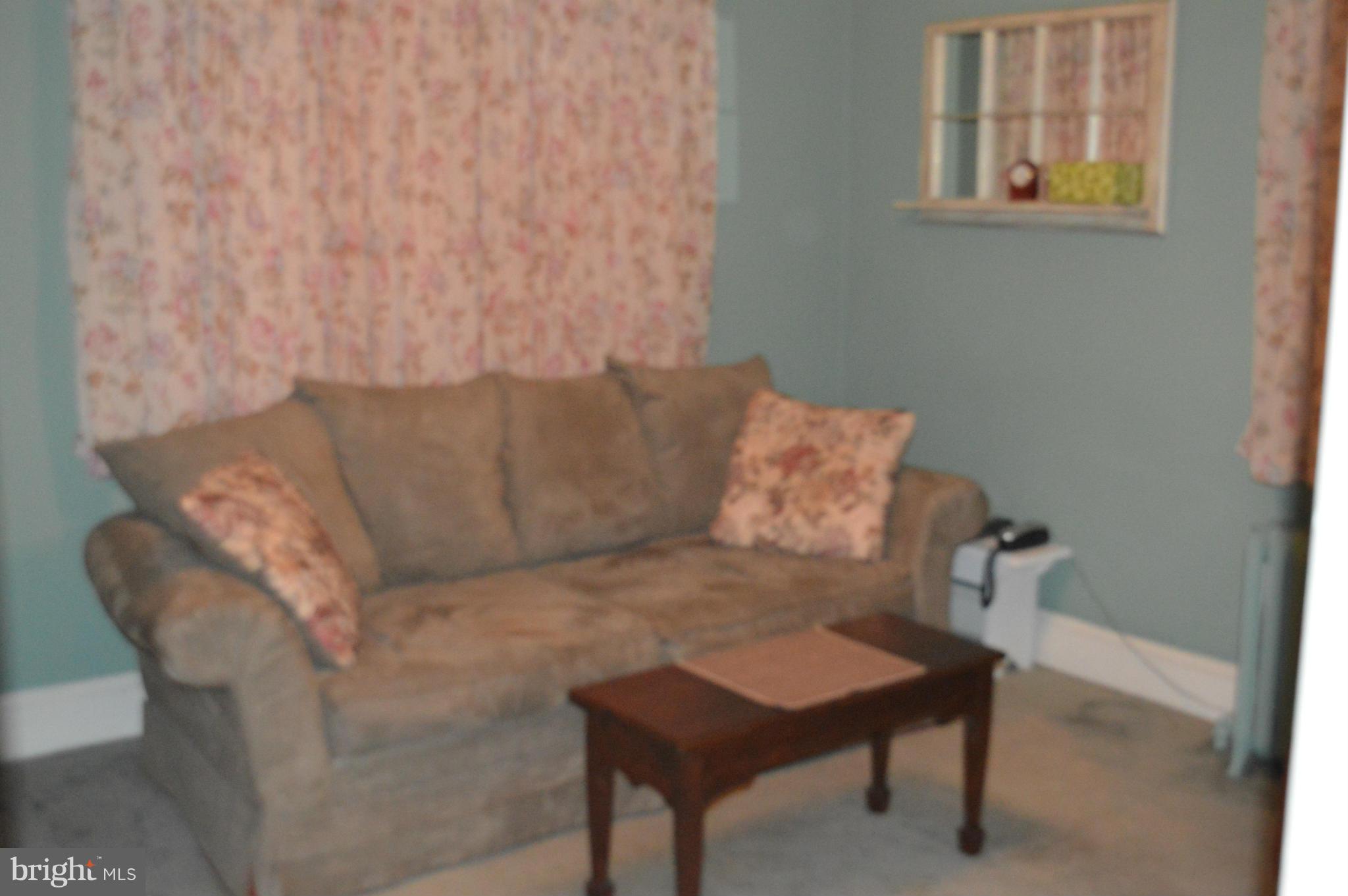 4104 Ritchie Highway Baltimore, MD 21225 - Photo 13 of 28 Living Room