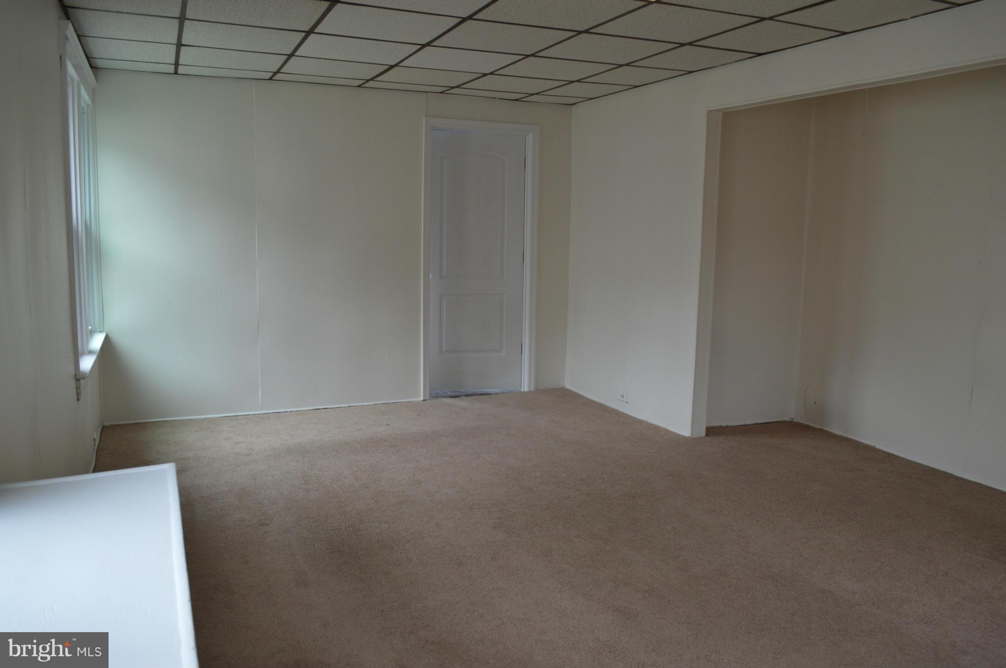 4104 Ritchie Highway Baltimore, MD 21225 - Photo 20 of 28 Living Room