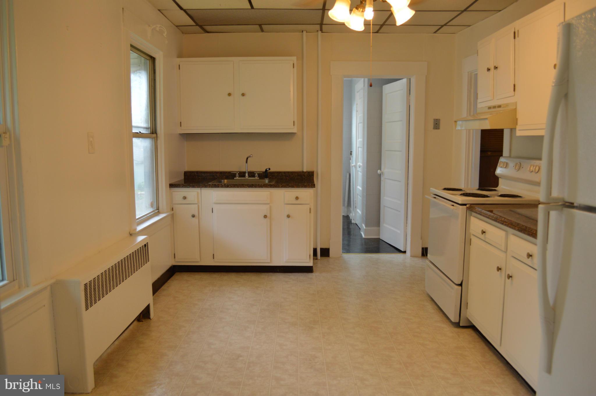 4104 Ritchie Highway Baltimore, MD 21225 - Photo 22 of 28 Kitchen