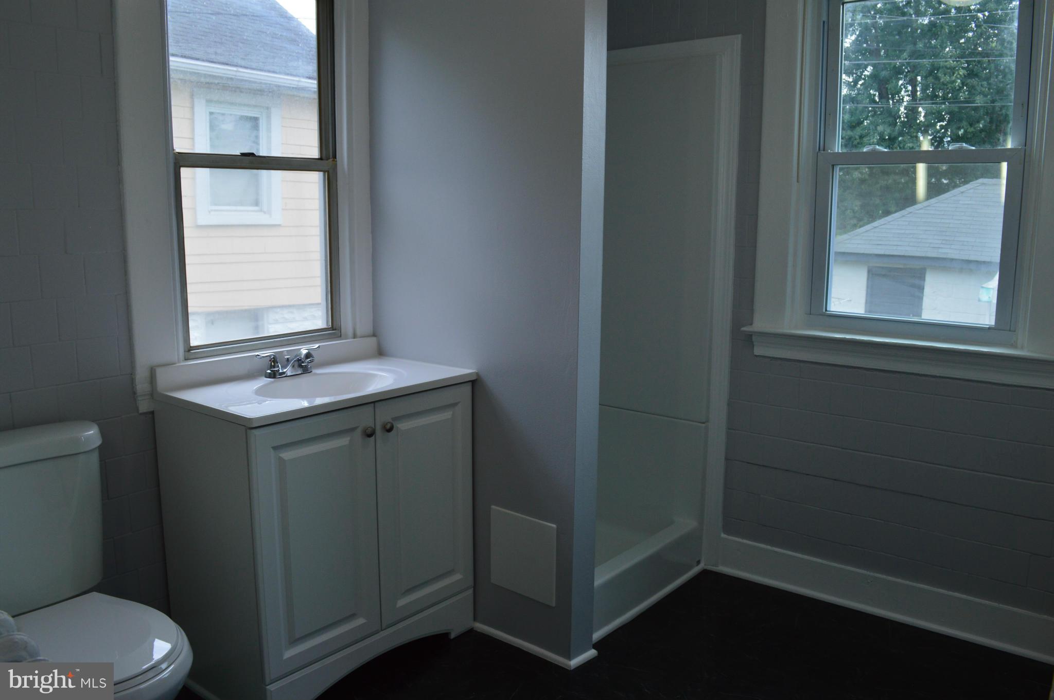 4104 Ritchie Highway Baltimore, MD 21225 - Photo 24 of 28 Bath (Master)