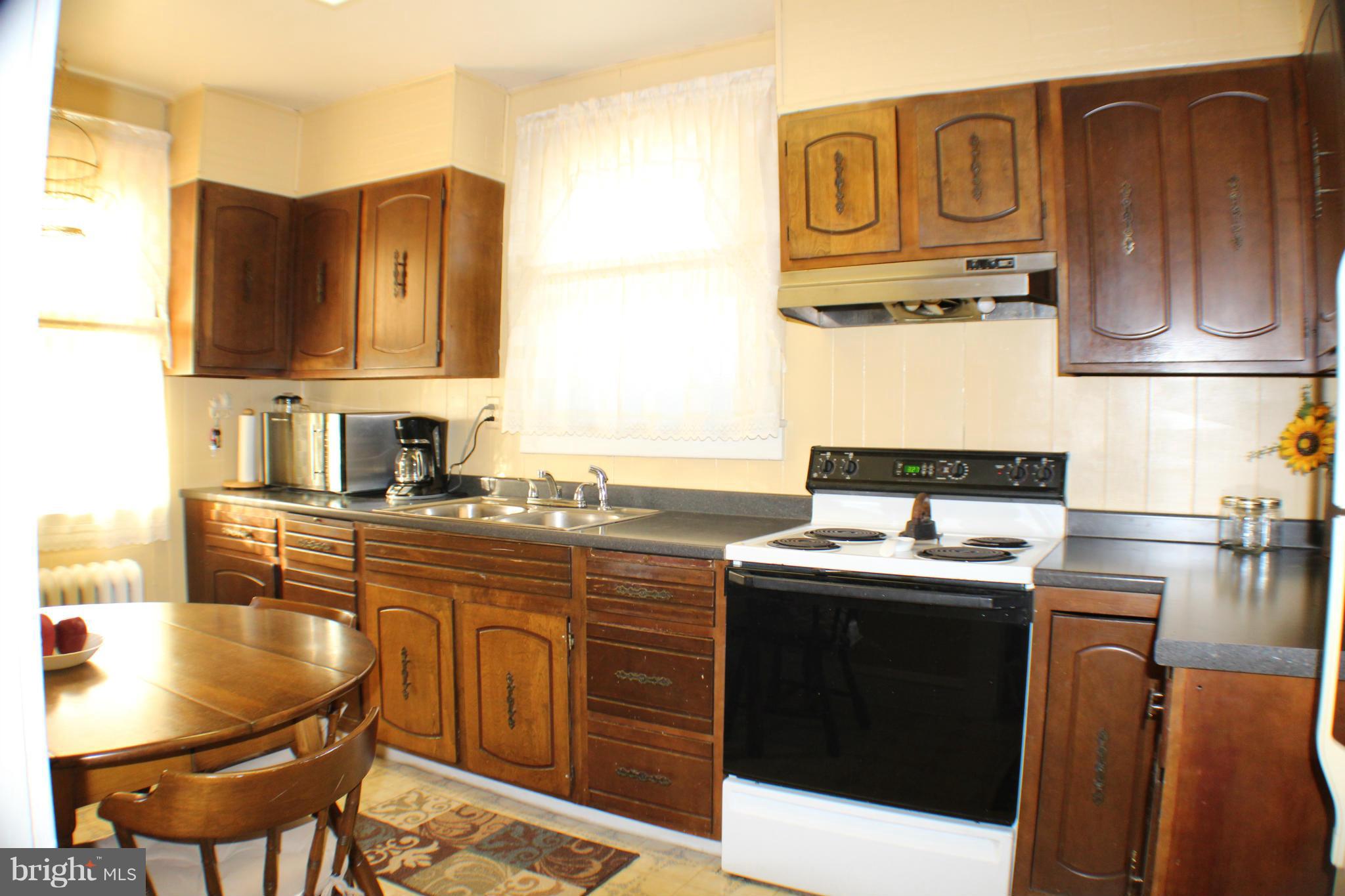 4104 Ritchie Highway Baltimore, MD 21225 - Photo 7 of 28 Kitchen