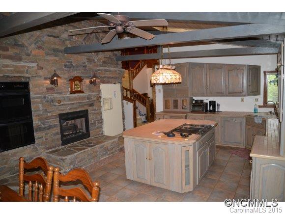 89 Merrell Road Leicester, NC 28748 - Photo 8 of 24 Gallery Image 8